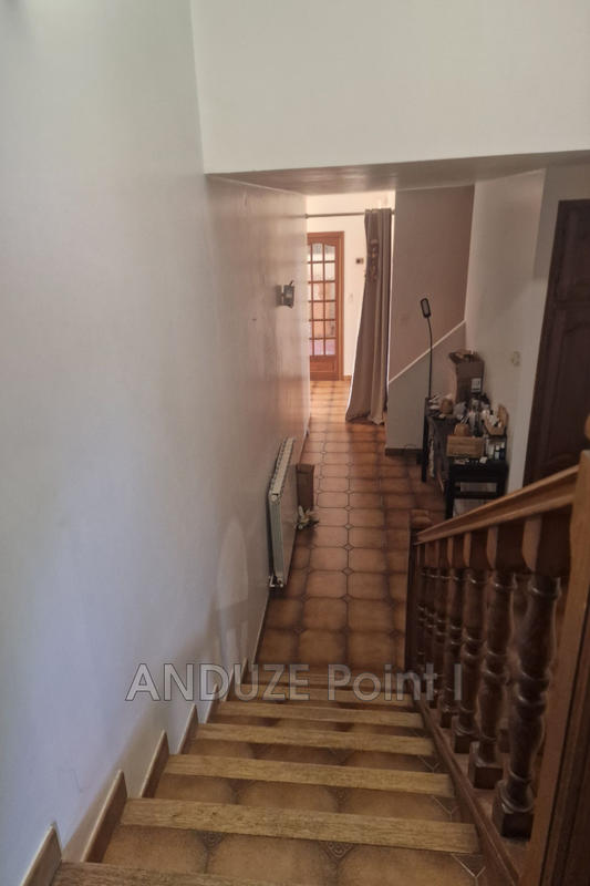 Maison - 275 m² - 9 pièces