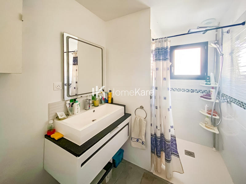 Appartement - 108 m² - 4 pièces