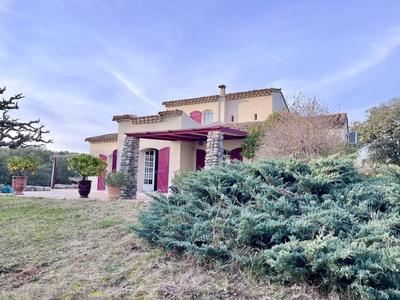 Maison - 134 m² - 5 pièces