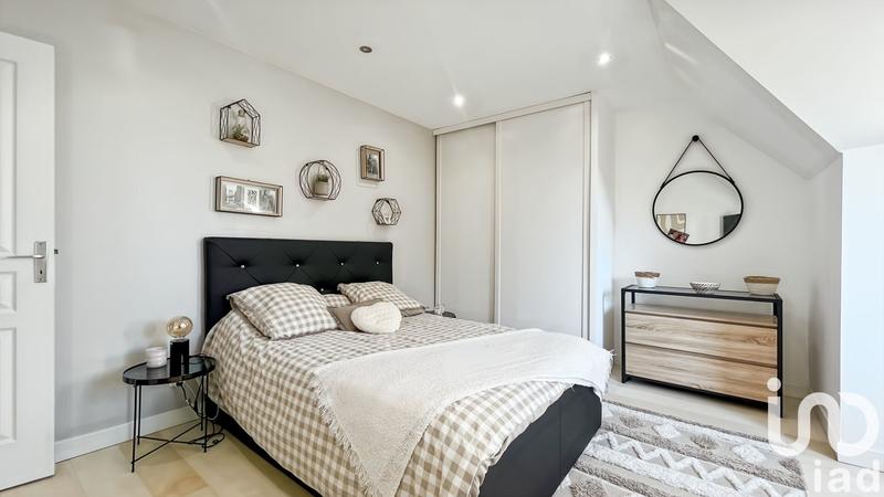 Maison - 190 m² - 7 pièces