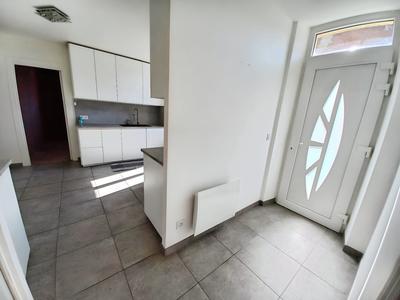 Maison - 181 m² - 6 pièces