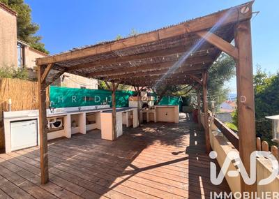 Maison - 112 m² - 4 pièces