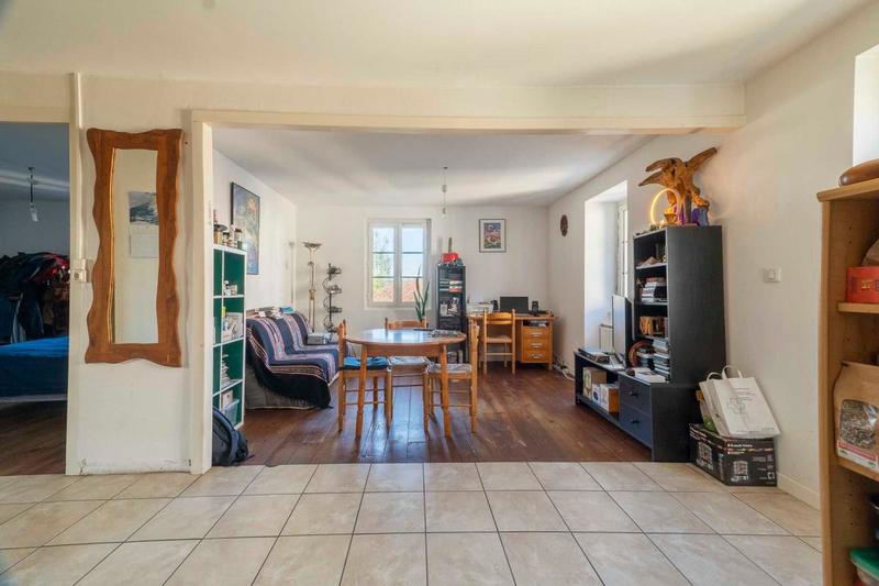 Appartement - 56 m² - 3 pièces