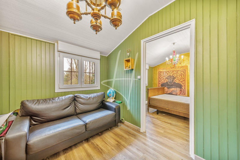 Maison - 277 m² - 9 pièces