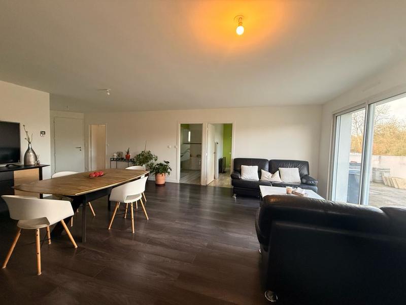 Maison - 108 m² - 4 pièces