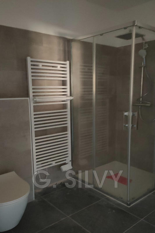 Appartement - 64 m² - 2 pièces