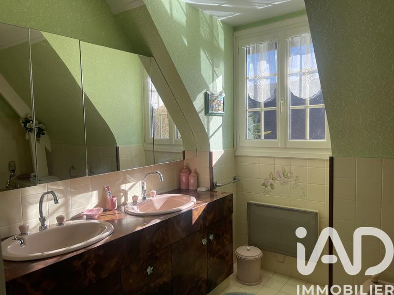 Maison - 143 m² - 5 pièces