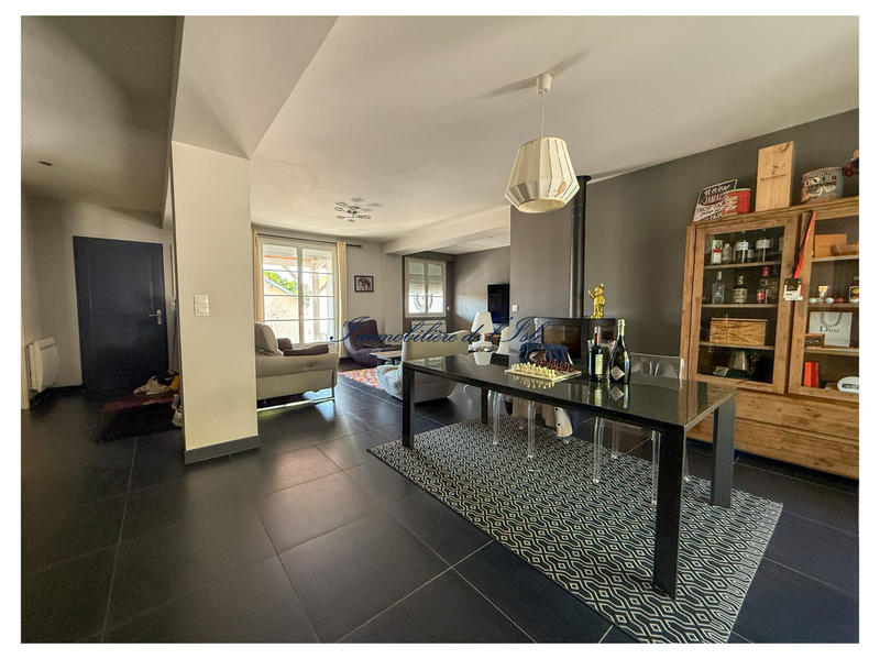 Maison - 175 m² - 6 pièces