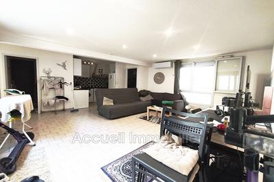 Maison - 270 m² - 14 pièces