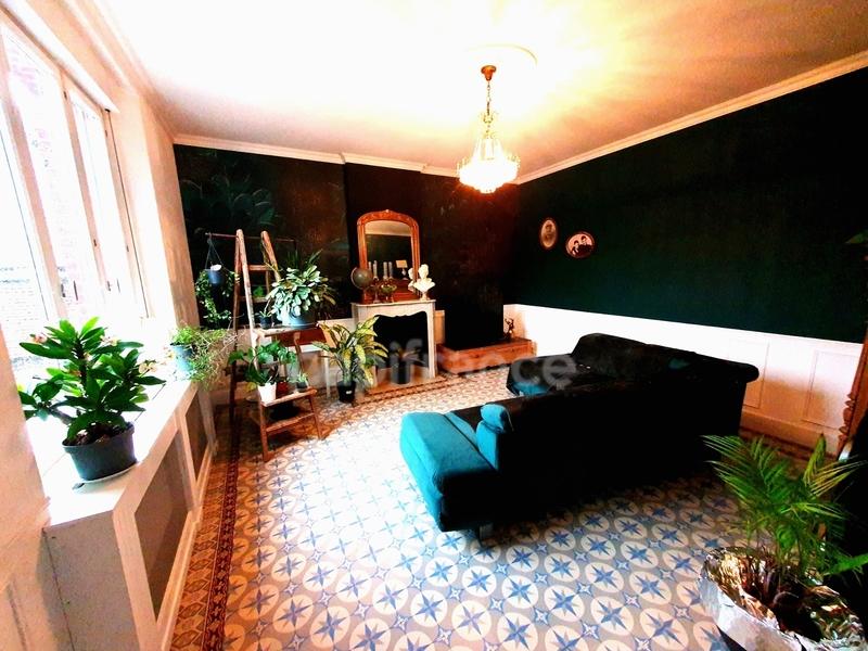 Fermette - 274 m² - 6 pièces