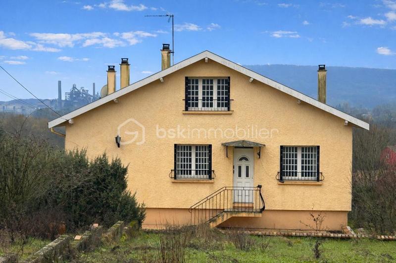 Maison traditionnelle - 122 m² - 5 pièces