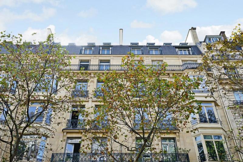 Appartement - 122 m² - 4 pièces