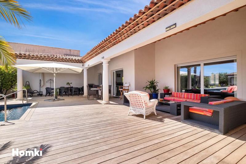 Villa - 210 m² - 5 pièces