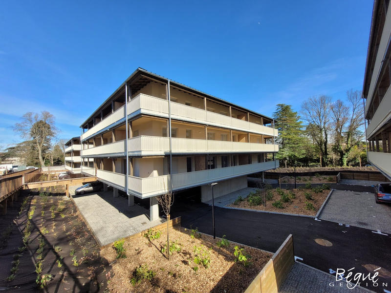 Appartement - 83 m² - 4 pièces