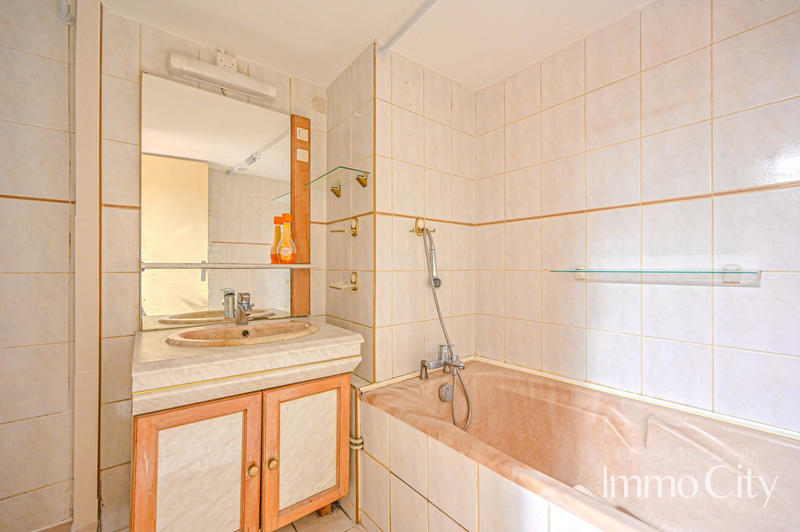 Appartement - 48 m² - 2 pièces