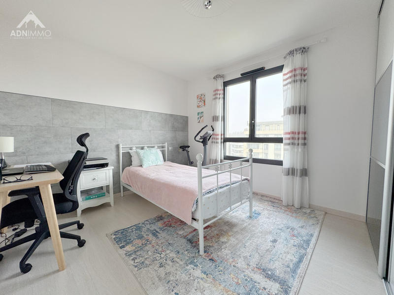 Appartement - 166 m² - 5 pièces