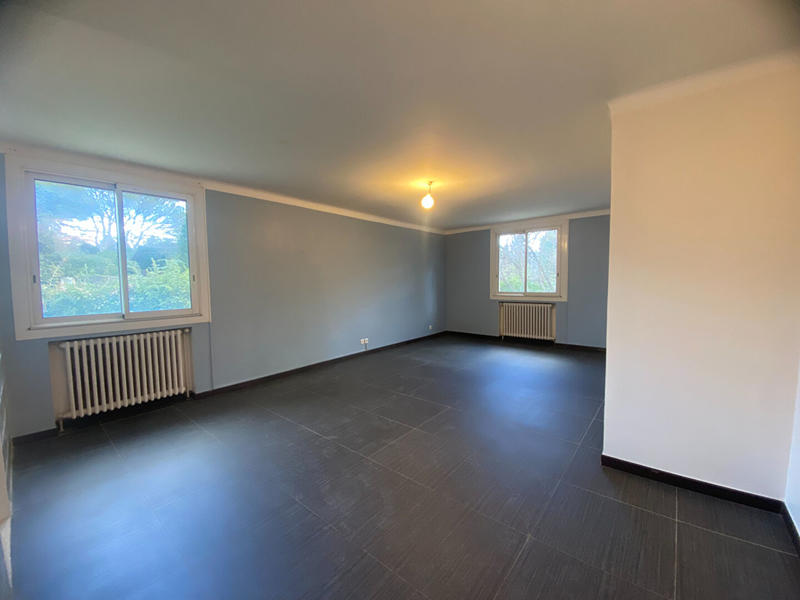 Maison - 202 m² - 5 pièces