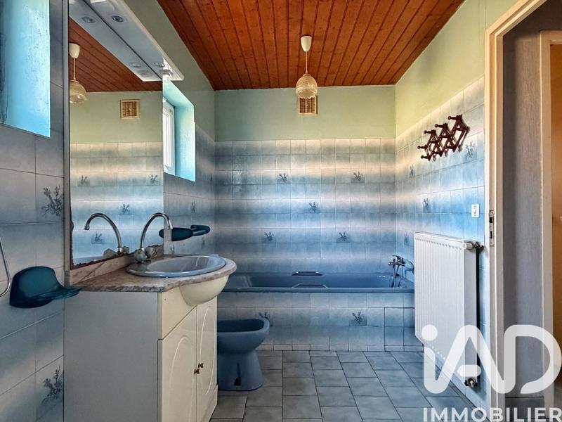 Maison - 96 m² - 5 pièces