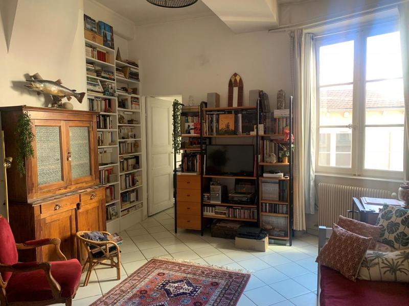 Appartement - 147 m² - 6 pièces