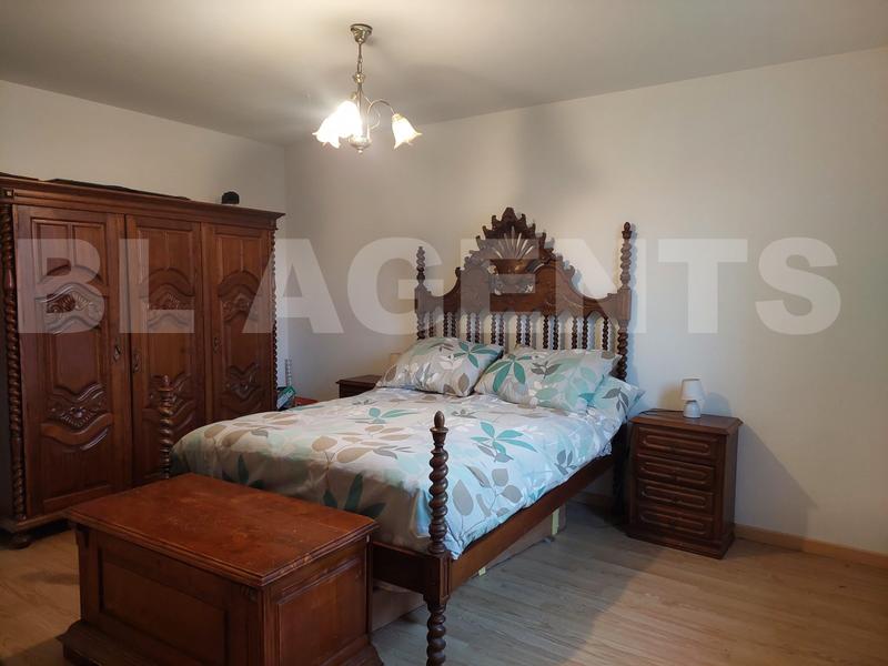 Maison - 223 m² - 7 pièces