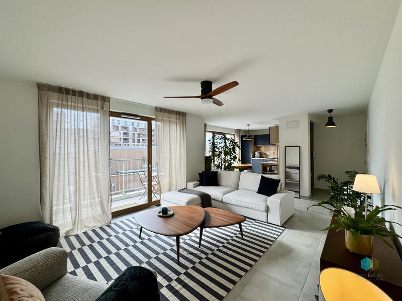 Appartement - 80 m² - 3 pièces