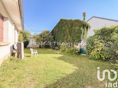 Maison - 182 m² - 9 pièces