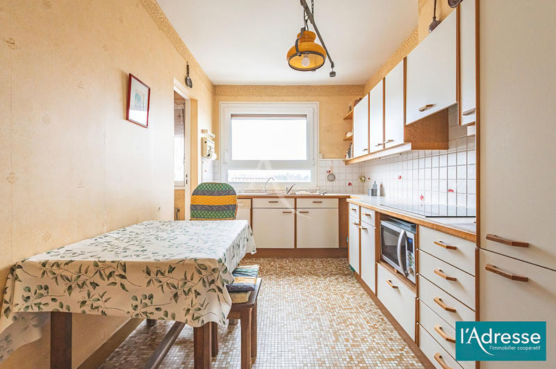 Appartement - 98 m² - 4 pièces