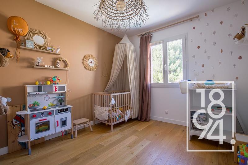 Maison - 102 m² - 5 pièces