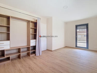 Maison - 101 m² - 5 pièces