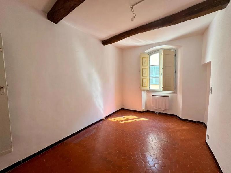 Appartement - 93 m² - 3 pièces