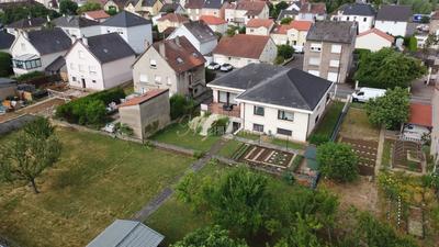 Maison - 208 m² - 9 pièces
