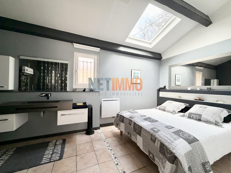 Maison - 140 m² - 5 pièces