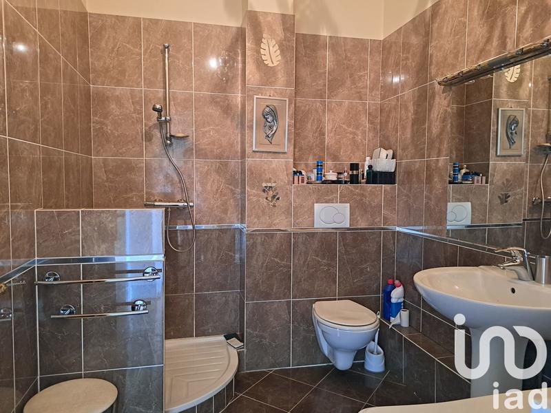 Appartement - 110 m² - 4 pièces