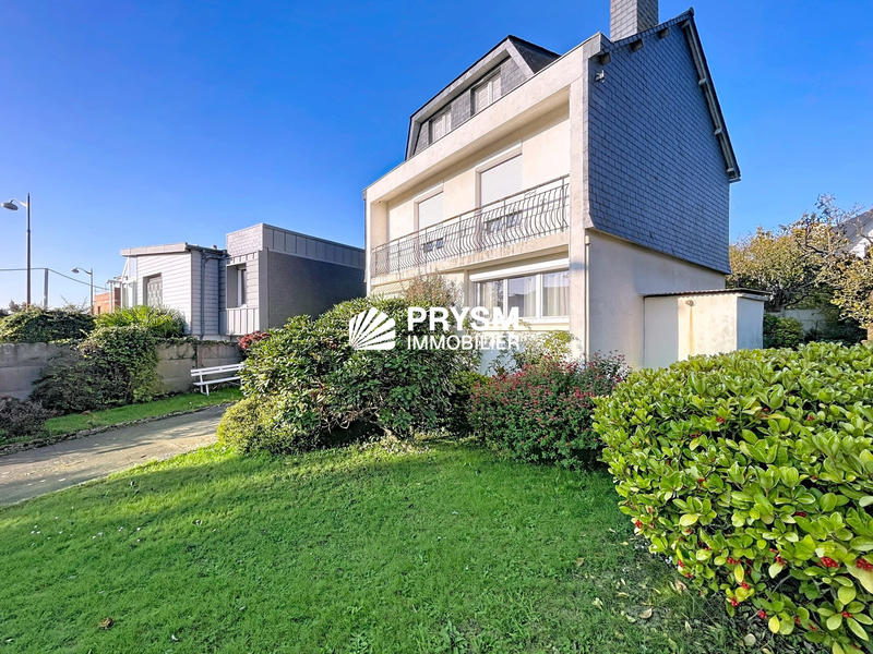 Maison traditionnelle - 76 m² - 4 pièces