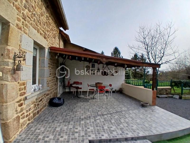 Maison - 110 m² - 5 pièces