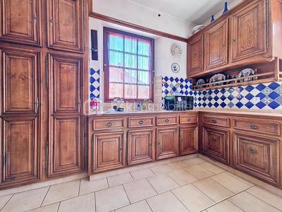 Maison - 165 m² - 7 pièces