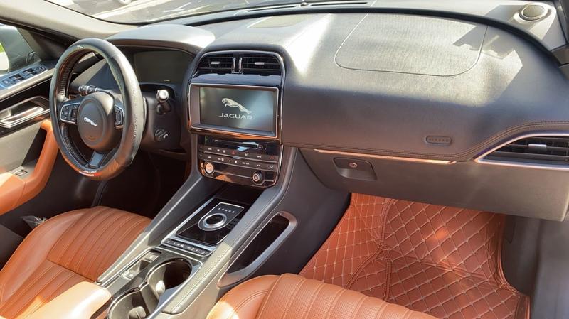 Jaguar F-Pace 20d 180 Awd Prestige - Automatique Toit ouvrant