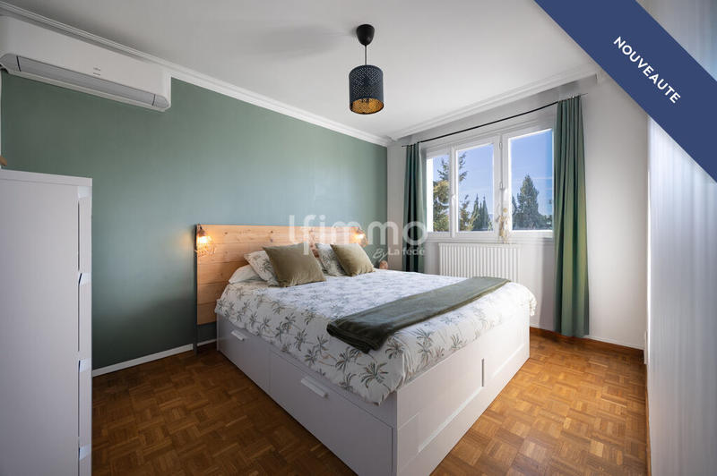 Appartement - 82 m² - 3 pièces