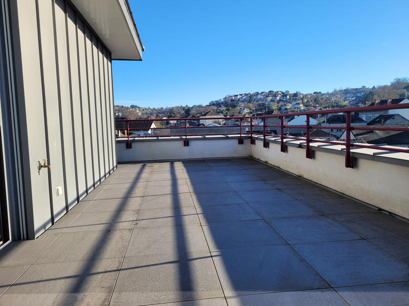 Appartement - 180 m² - 7 pièces