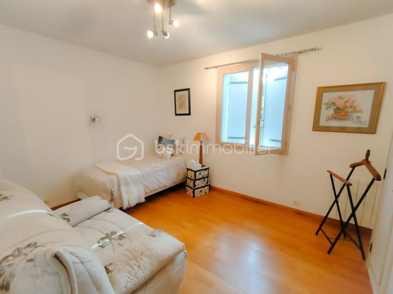 Propriété - 167 m² - 7 pièces