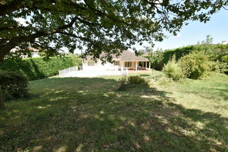 Maison - 200 m² - 6 pièces