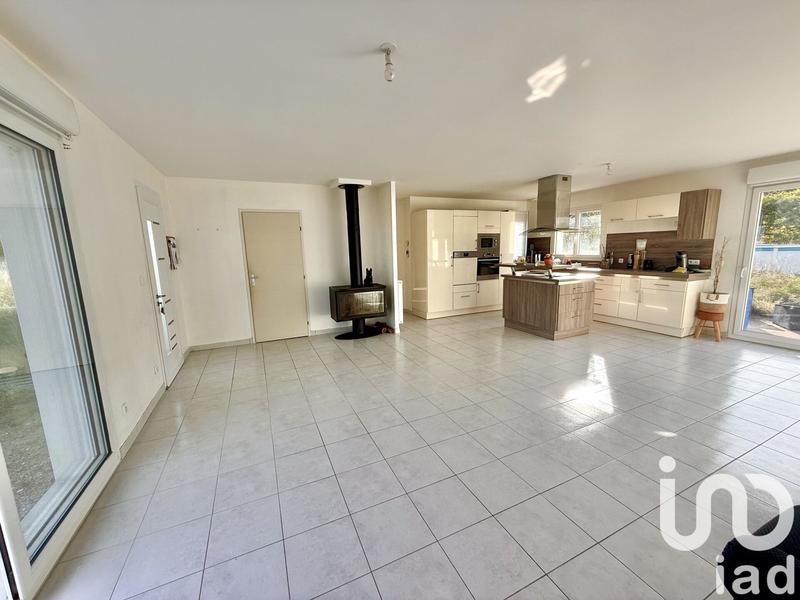 Maison - 122 m² - 7 pièces