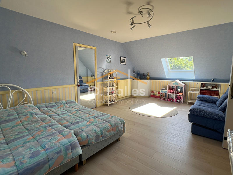 Maison - 152 m² - 6 pièces