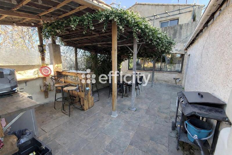 Appartement - 81 m² - 4 pièces