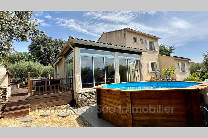 Maison - 121 m² - 8 pièces