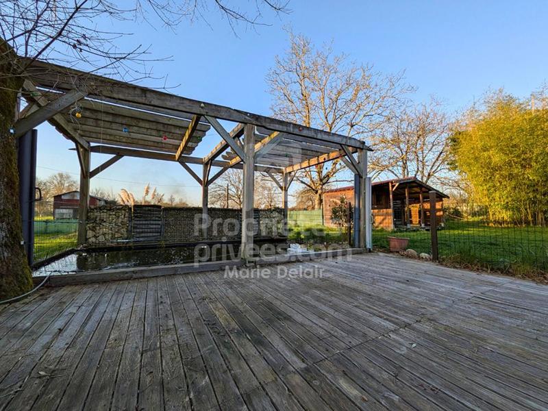 Maison - 121 m² - 6 pièces