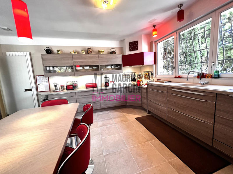 Maison - 143 m² - 5 pièces