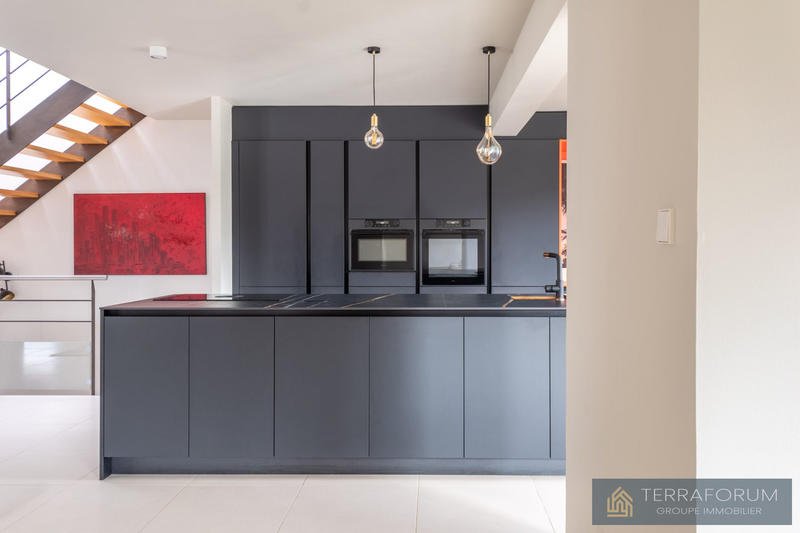 Maison contemporaine - 230 m² - 6 pièces