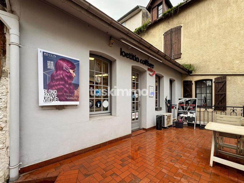 Immeuble - 250 m² - 6 pièces