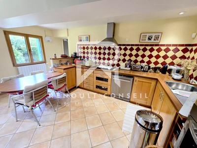 Maison - 170 m² - 7 pièces